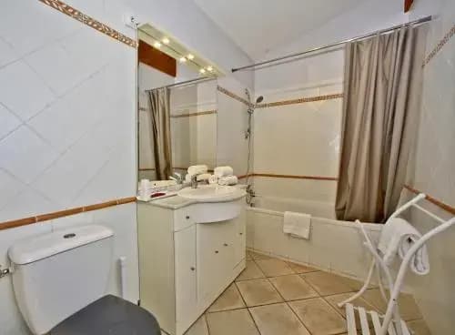 Domaine des Bains - Miniature 7
