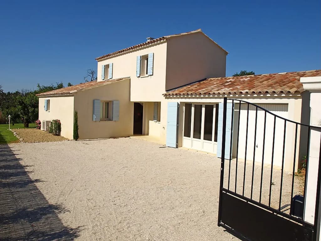 Holiday home La Bruyere cendree Saint Saturnin d'Apt - Photo 1