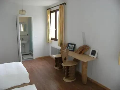 Mas Lluganas - Photo 1