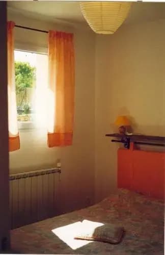 Chez Anne-Marie Perez - Photo 2
