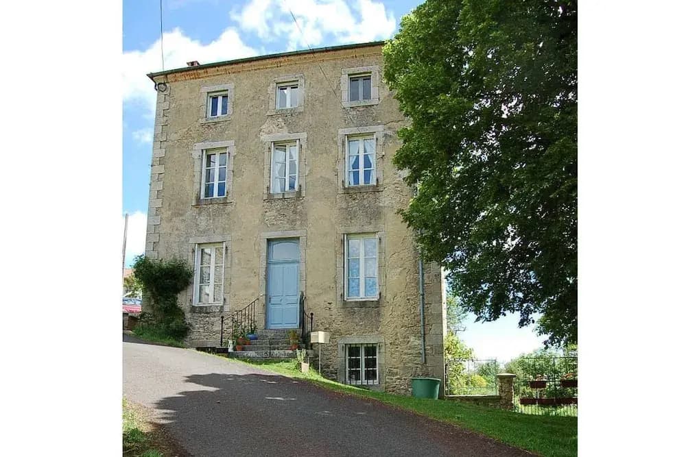 The Old School B&B - Miniature 8