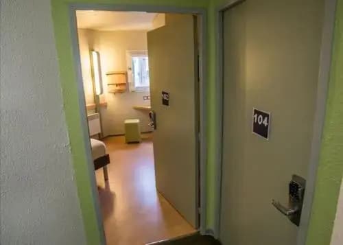 Ibis budget Rouen Cléon - Photo 3