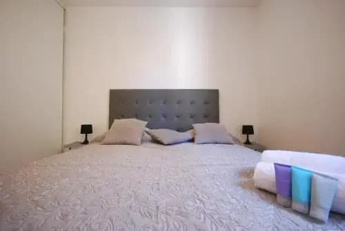 Appartement Deux Chambres avec Terrasse - Centre Cannes - Photo 3