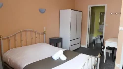 Hôtel Duguesclin - Photo 3