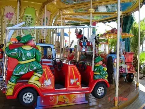 Vic's Land Holidays - Photo 5