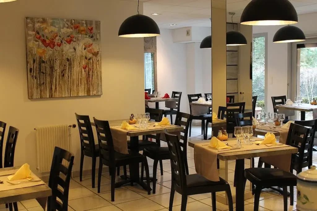 Hotel Restaurant Aux Genets d'Or - Photo 5