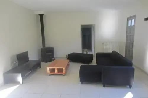 Maison Au Milieu De La Foret - Photo 1