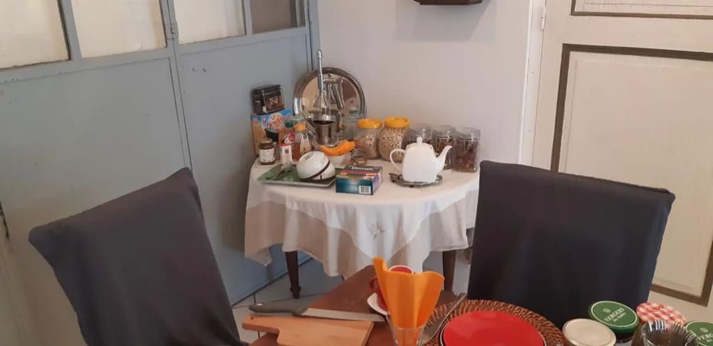 Chez Charitha - Miniature 6