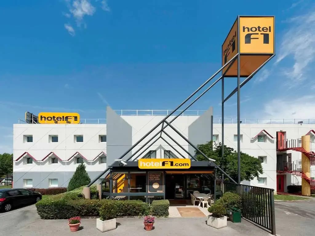 hotelF1 Mulhouse Centre Ouest - Photo 1