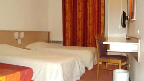 Hôtel des Volcans - Miniature 7