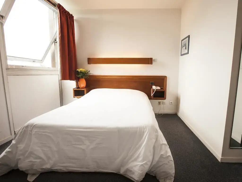 Hotel Le Trinquet - Photo 1