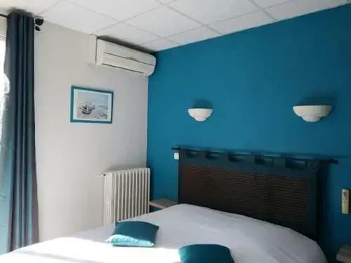 Carry Hotel - Photo 5