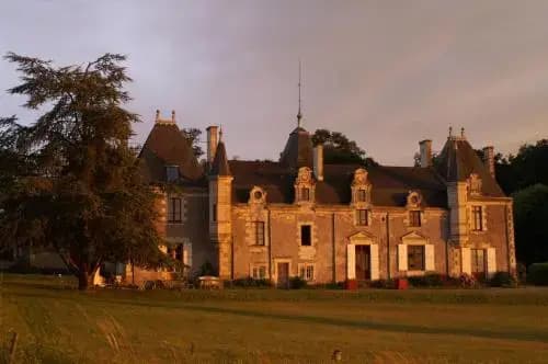 Château de la Giraudière entre Angers et Saumur - Photo 1