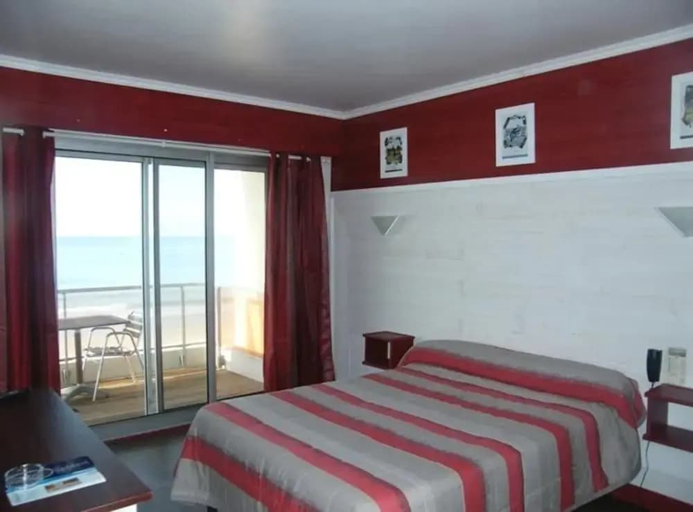 Hotel Le Christina - Photo 1