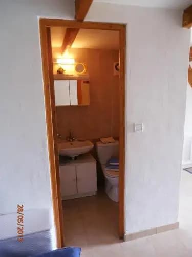 Studio-mezzanine dans villa - Photo 5