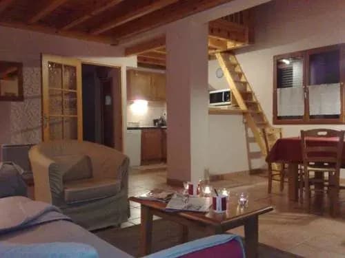 Llaret Hotel - Photo 3