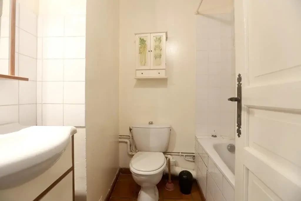 Lovely and Typical 1 bedroom - Miniature 6