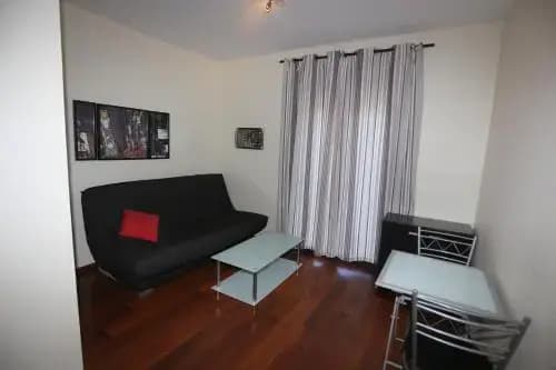 O'Sullivans Bar and Hotel - Photo 5