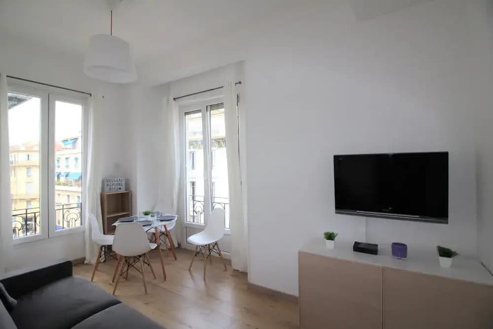 Nice Booking-Medecin Notre Dame Lumineux - Photo 1