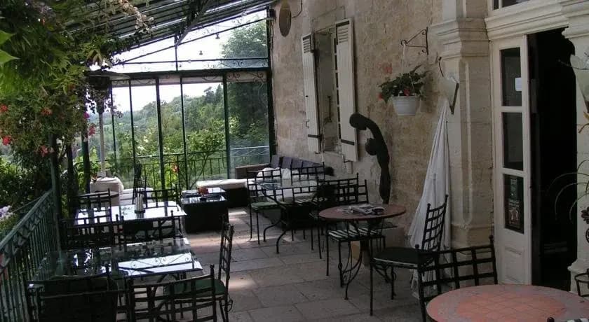 Hotel le Saint-Robert - Photo 4
