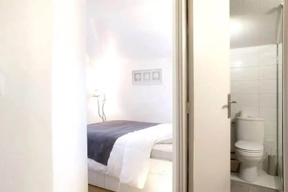 PlaceStAnne - Photo 2