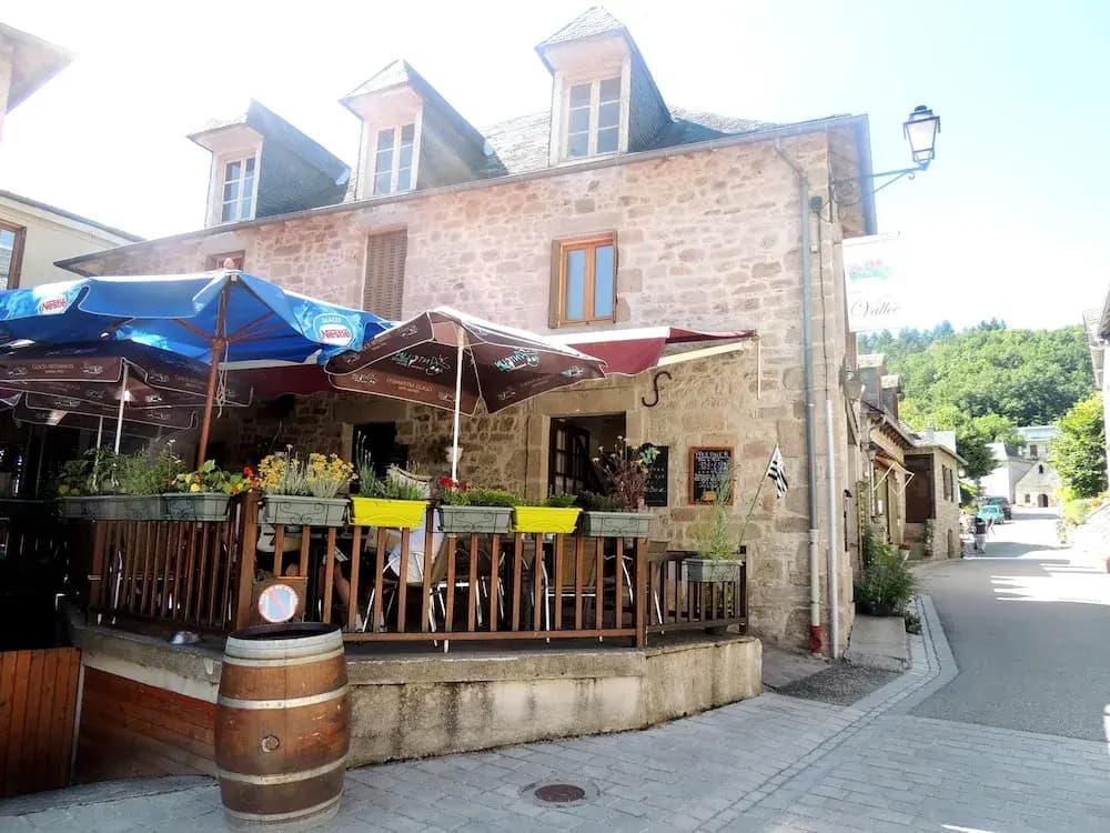 Logis L'Hostellerie De La Vallee - Miniature 8