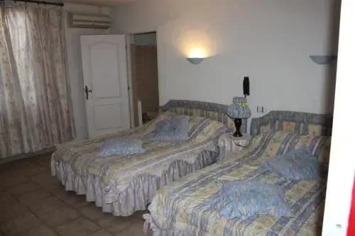 Hotel Restaurant La Camargue - Photo 2