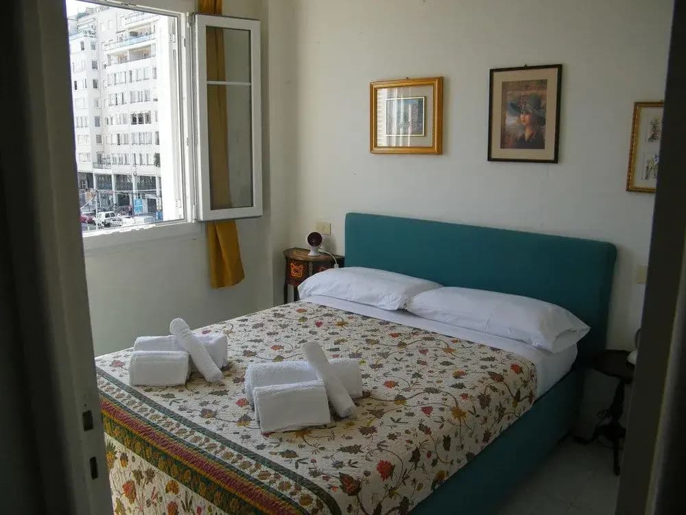 Palais HenriIV - Photo 3