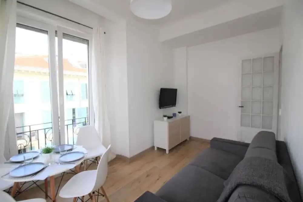 Nice Booking-Medecin Notre Dame Lumineux - Photo 2