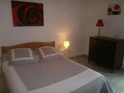 Eslias - Photo 2