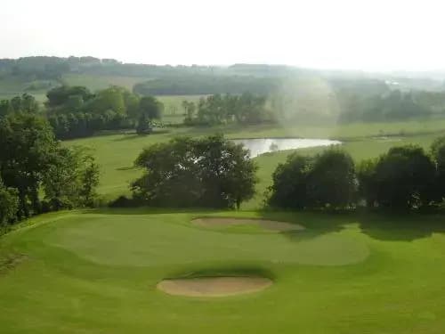 Château Golf de Pallanne - Miniature 6