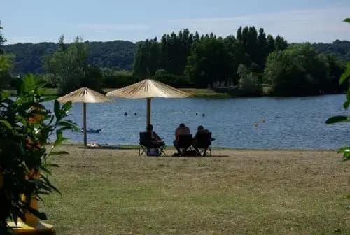 Camping Le Lac des Varennes - Photo 4