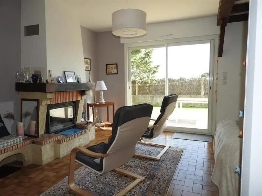 Villa Rue De L'epine Noire - Miniature 6
