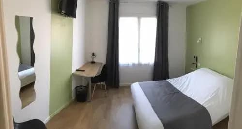 Hôtel Castel - Photo 3