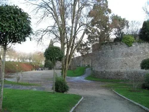 Maison DHotes Des Remparts - Miniature 7