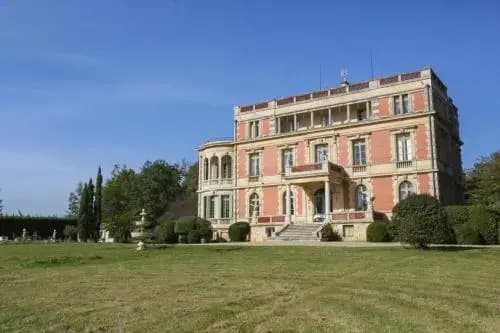 Chateau Le Lout - Photo 1