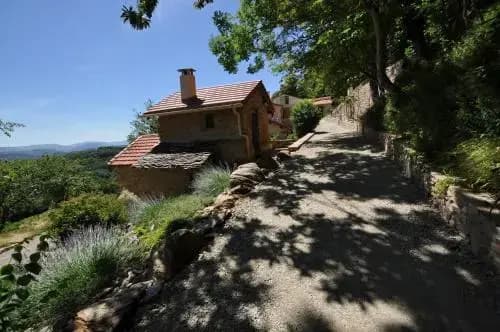 Les Coumayres - Photo 2
