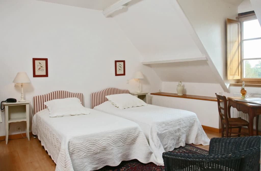 Logis Hostellerie le Vert - Photo 2