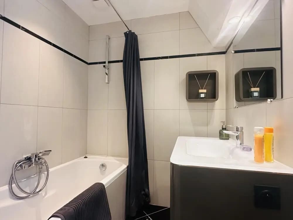 One Bedroom Apartment With a sea View Right by the Croisette Beaches and the Center of Cannes - 2287 - Miniature 6