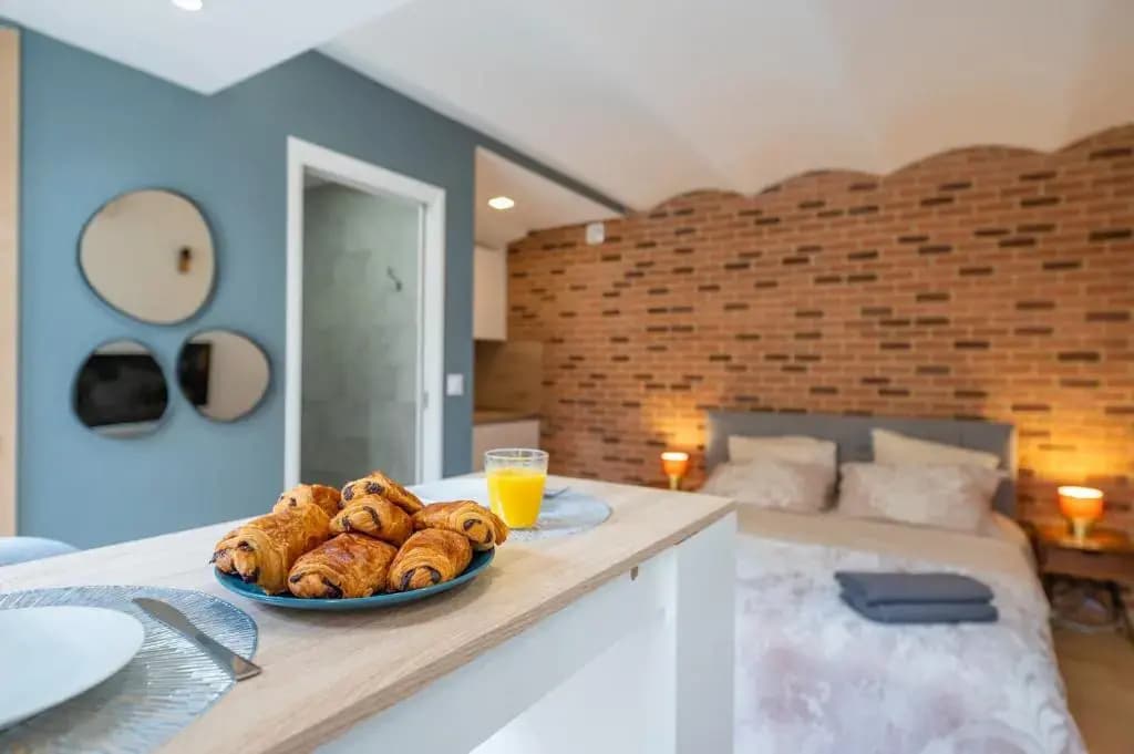 COSY STUDIO RENOVÉ 150m de MONACO - Miniature 8