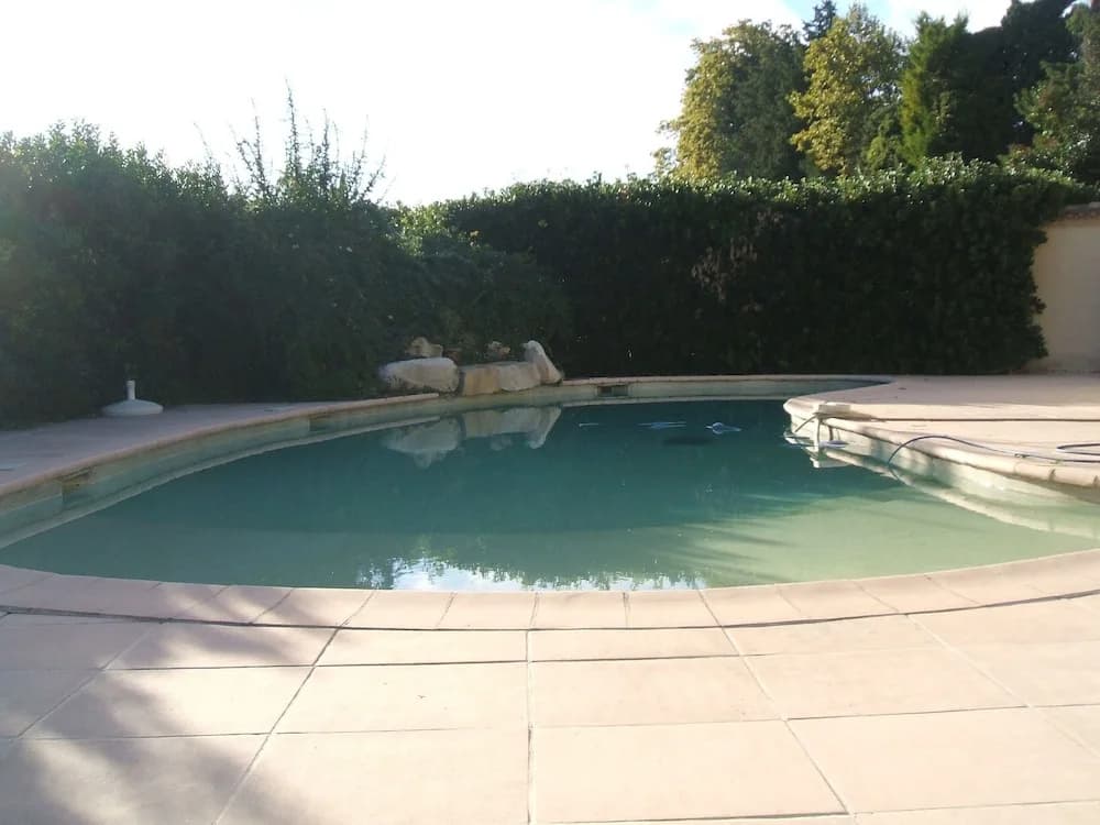 Stunning home in Chateaurenard w/ Outdoor swimming pool, WiFi and Outdoor swimming pool - Photo 5