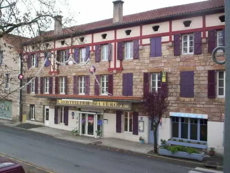 Hostellerie de l'Europe - Photo 1