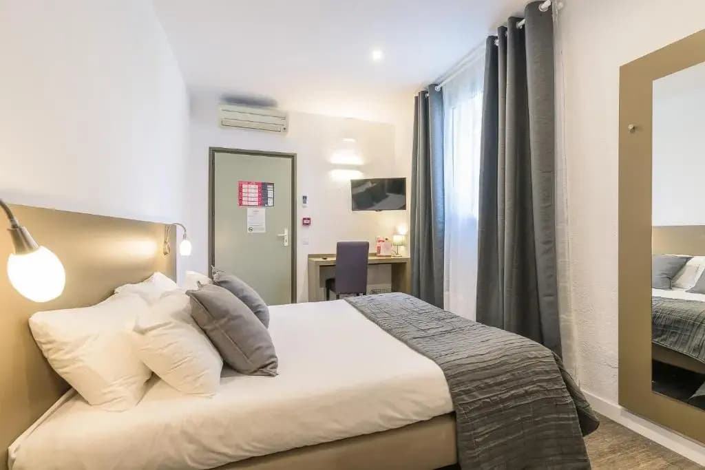 Fasthôtel Biarritz - Bidart - Photo 4