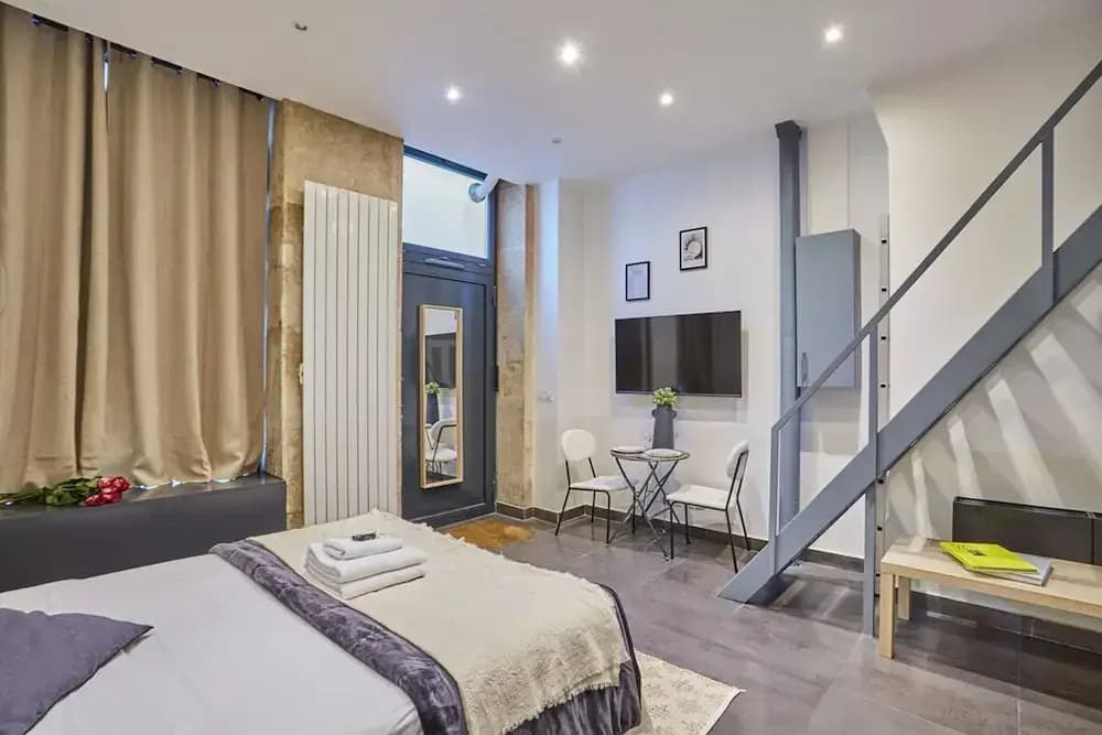 Charming Studio Center of Paris Montmartre - Photo 2
