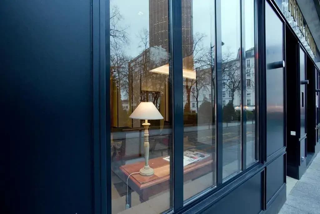 Central Hotel Paris - Miniature 8