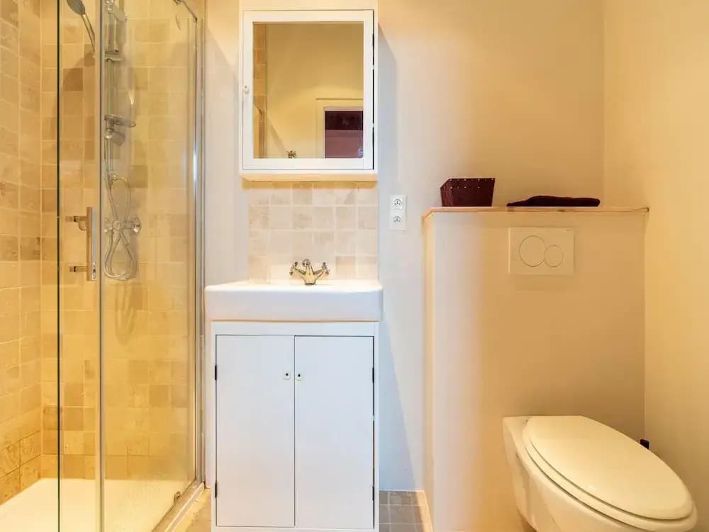 Beautiful Holiday Home With Private Pool - Miniature 8