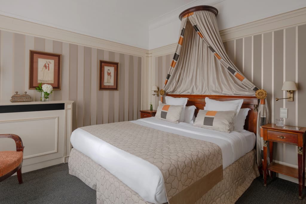 Napoleon Hotel - Photo 4
