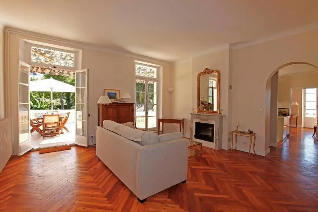 Magnifique appartement d'époque avec Vue Mer 4 personnes avec terrasse Le Port Nice - Photo 3