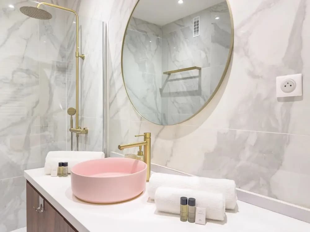 Le Palm in Cannes With 1 Bedrooms and 1 Bathrooms - Miniature 7
