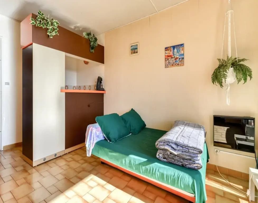 Sunny Apartment by the Sea - Photo 4